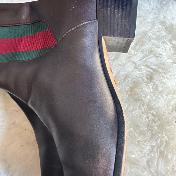 - [ ] GUCCI BROWN LEATHER WEB ACCENT CHELSEA BOOTS - 37 1/2 authentic - Picture 7 of 8